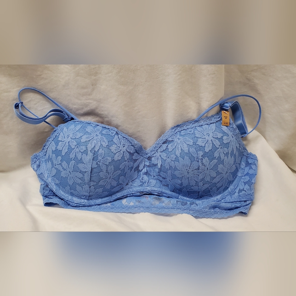 NWT Victoria's Secret push up bra